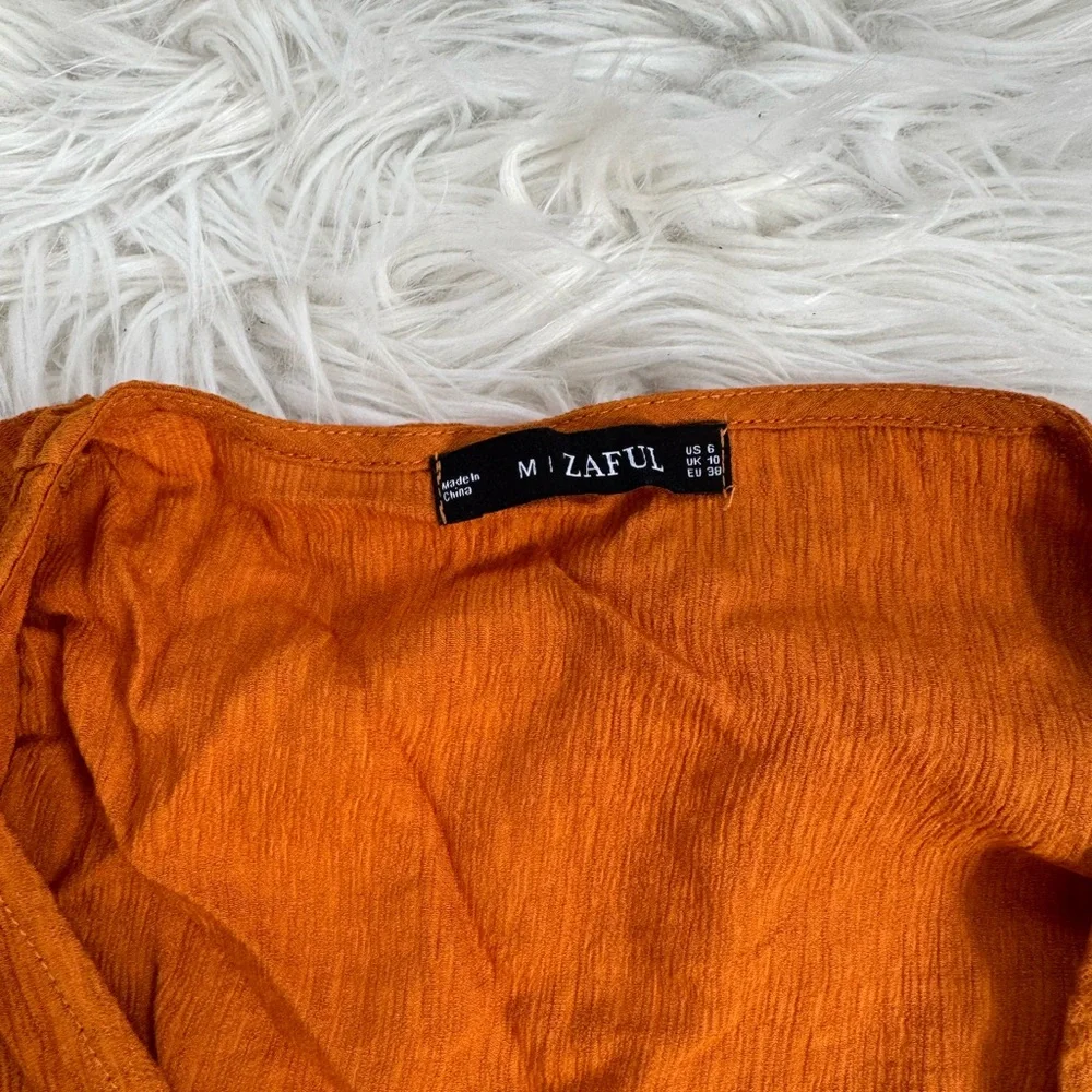 Zaful Ruffle-Style Top - Picture 2 of 5